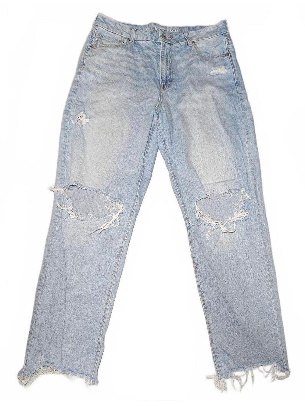 American Eagle Curvy Mom Jeans 14 Light Wash Ripped Strigid